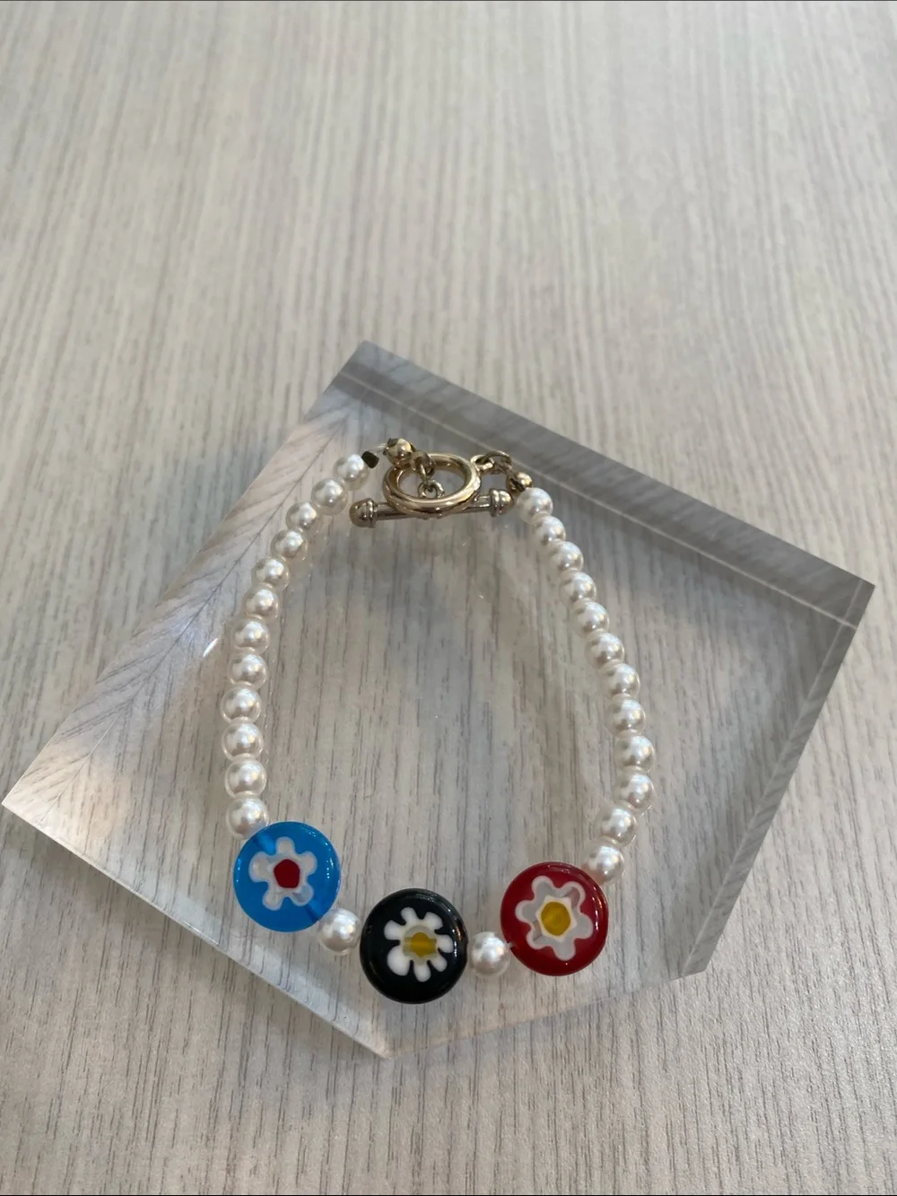 Handmade Pearl Glass Bracelet with Colorful Flower Beads